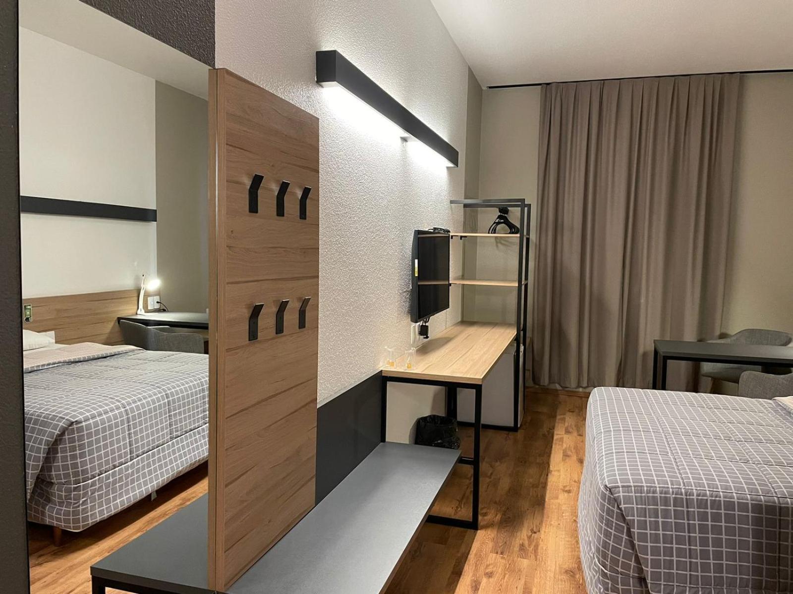 Hotel 10 Itajai/Navegantes Екстер'єр фото