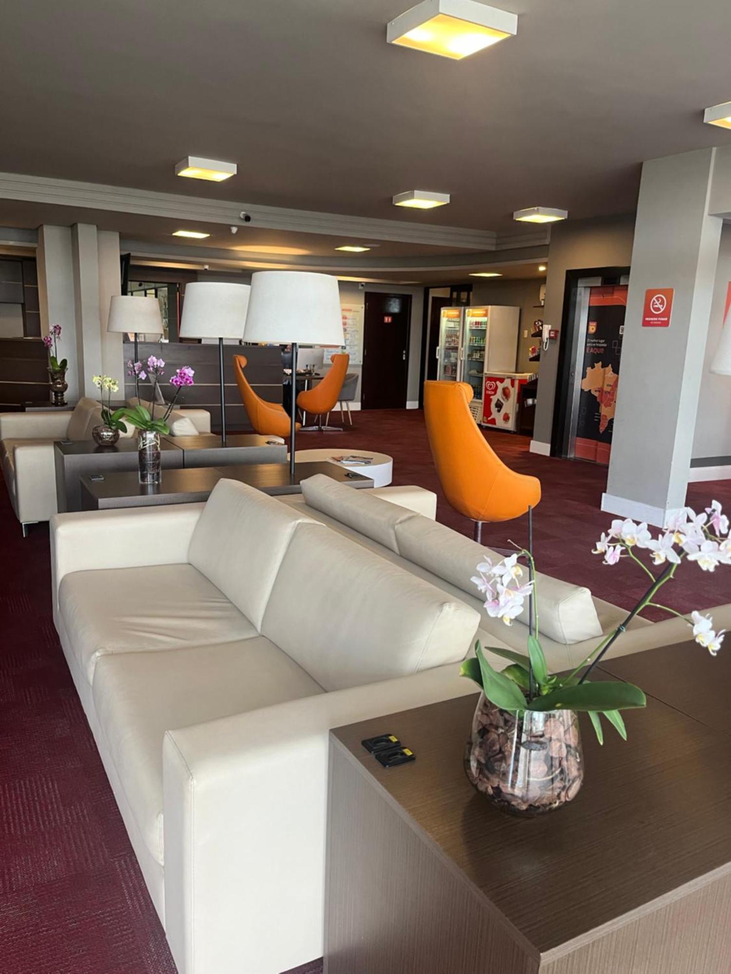Hotel 10 Itajai/Navegantes Екстер'єр фото