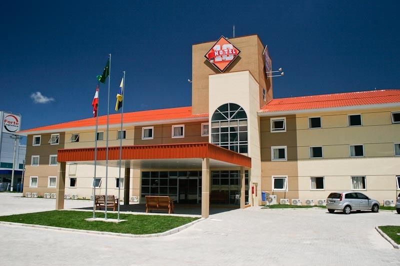 Hotel 10 Itajai/Navegantes Екстер'єр фото