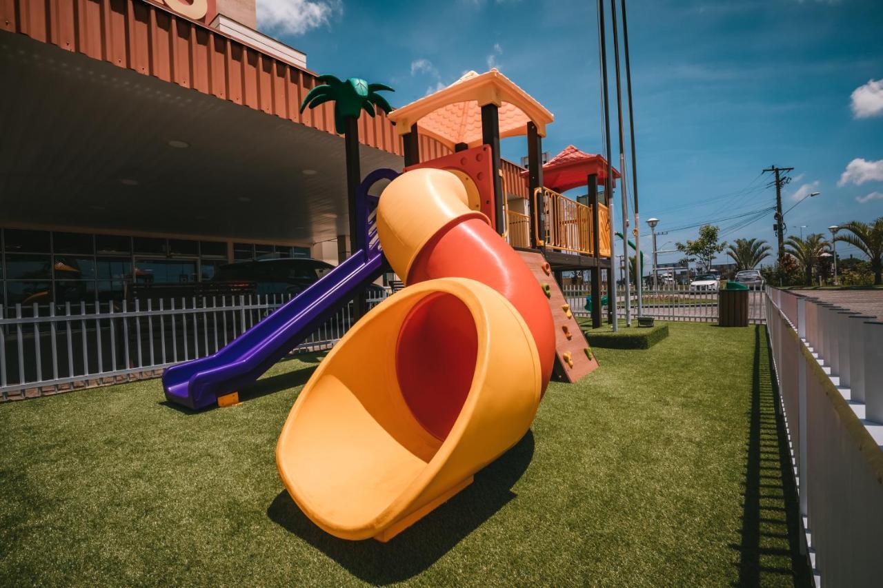 Hotel 10 Itajai/Navegantes Екстер'єр фото